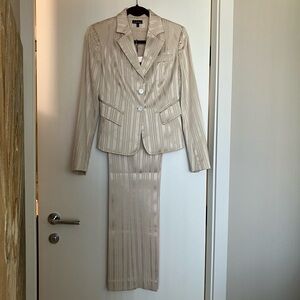 Le Château Beige Striped Suit Set - Size S/P